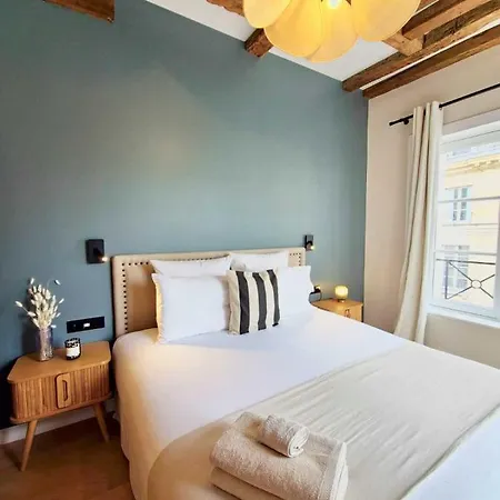 Luxury In Le Marais * Parigi