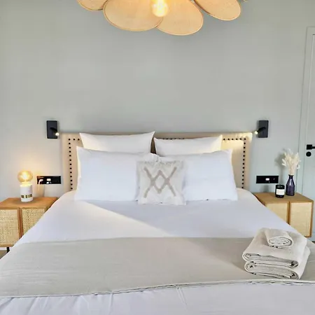 Luxury In Le Marais Parigi