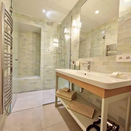 Luxury In Le Marais Appartamento *
